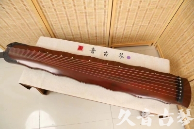 荆门市●久音古琴  ●典藏系列 20240524 [红洒金竹节]