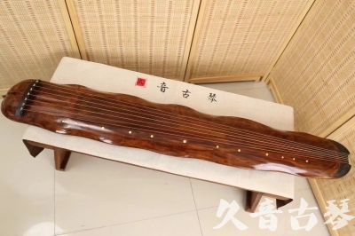 荆门市●久音古琴  ●今日推荐20240831  【断纹蕉叶】